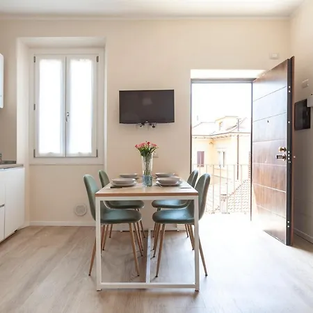 Apartment Relax In Centro - 10 Min Malpensa E 20 Da Milano Parcheggio Gratis *